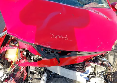 2015 Toyota Prius Persona Series Special Edition z USA, uszkodzony, nr VIN JTDKN3DU1F0418861